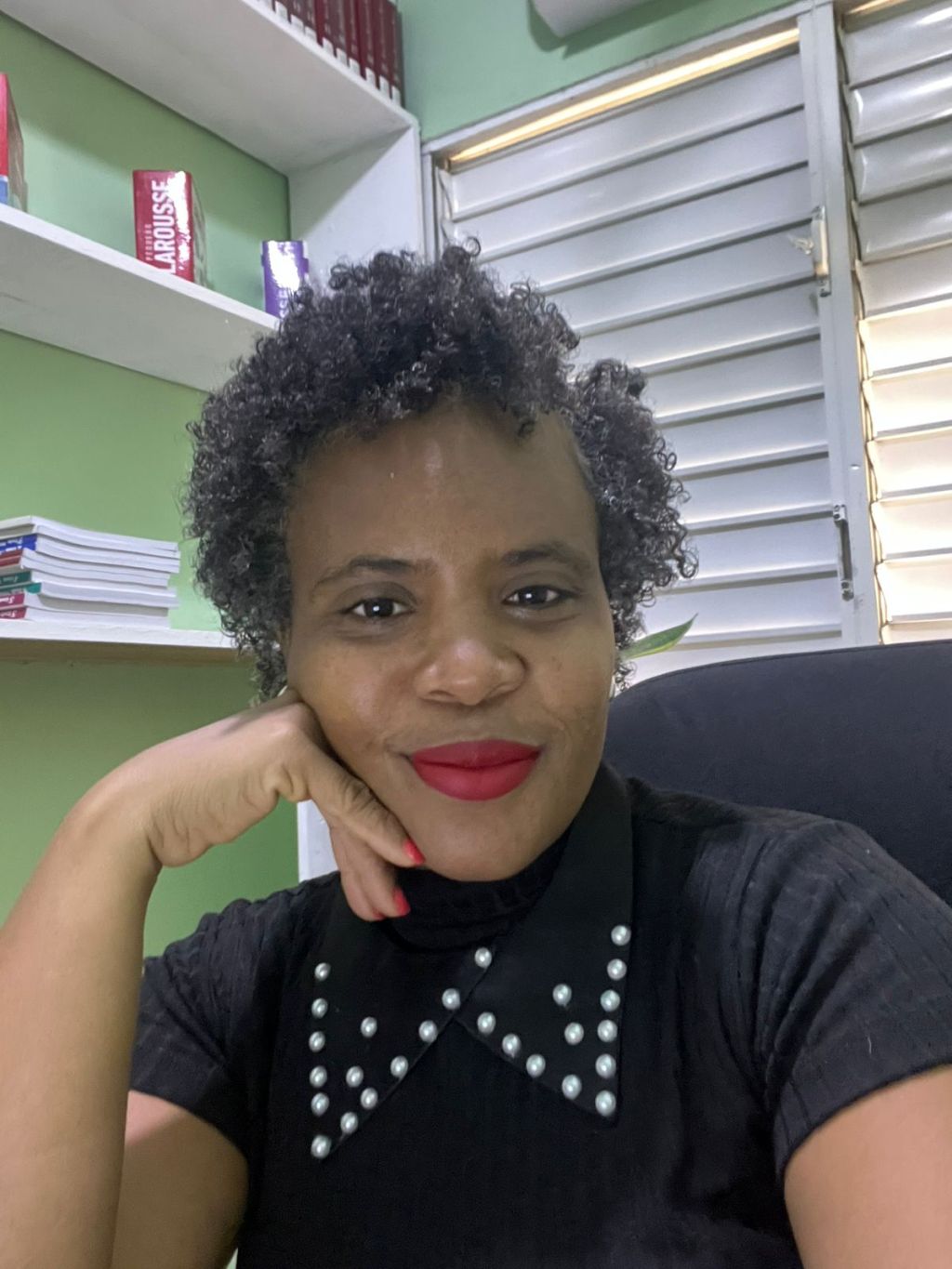 Mujer: un faro en medio de las tormentas